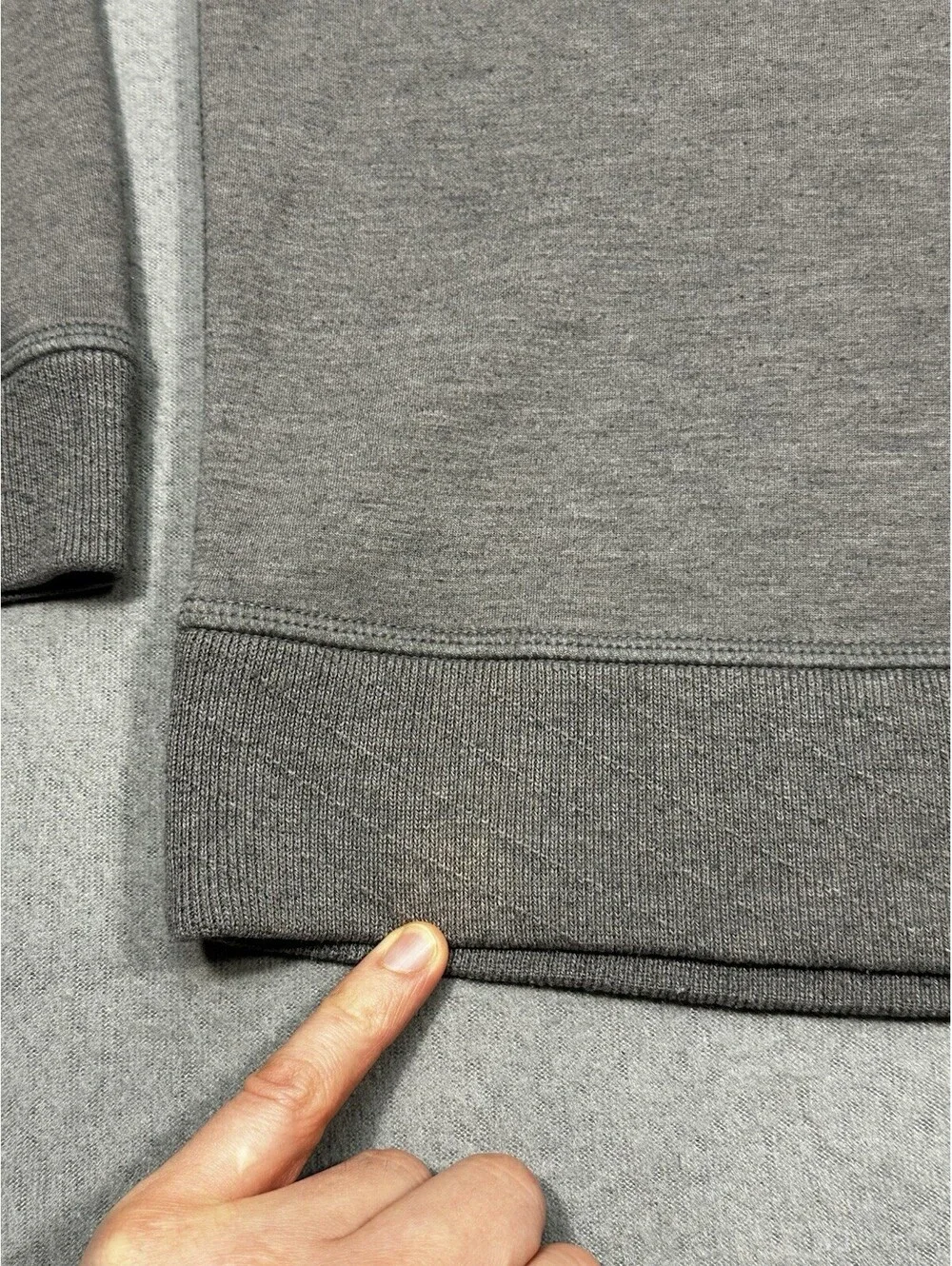 Tommy Bahama Sweatshirt Mens Medium Brown Crewneck Pima Cotton Modal Casual